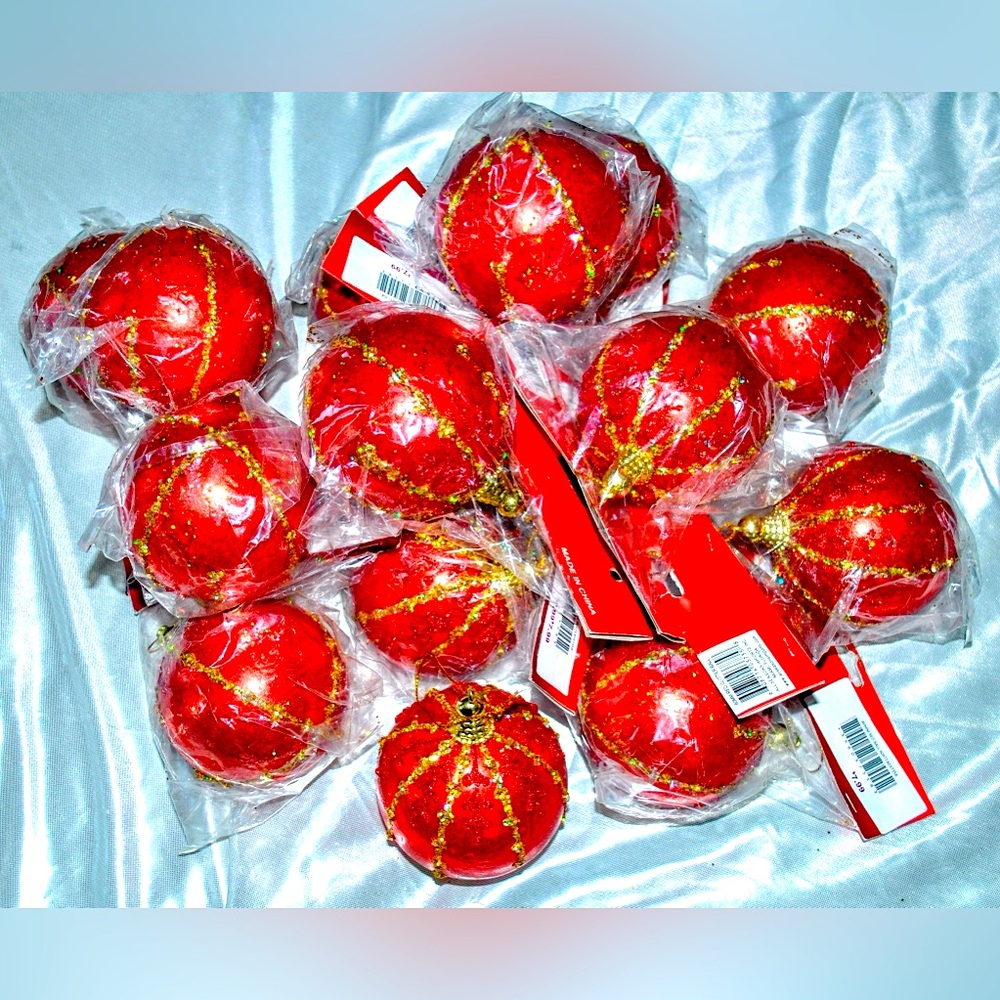 5 80mm Red & Gold Glitter Ornaments NWT